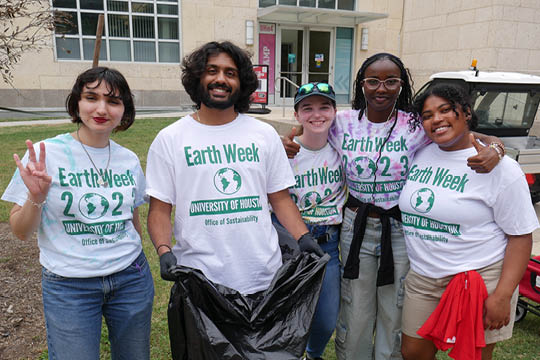 Office of Sustainability Leads the Charge on Earth Week