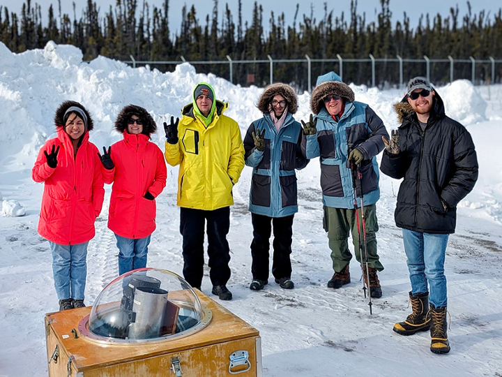 USIP Students Manage Experiments at Auroral Research Program