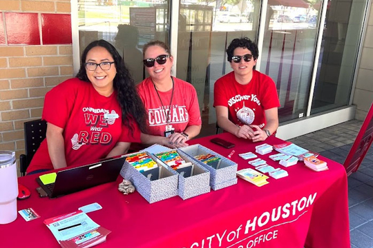 Cougar Card Volunteer