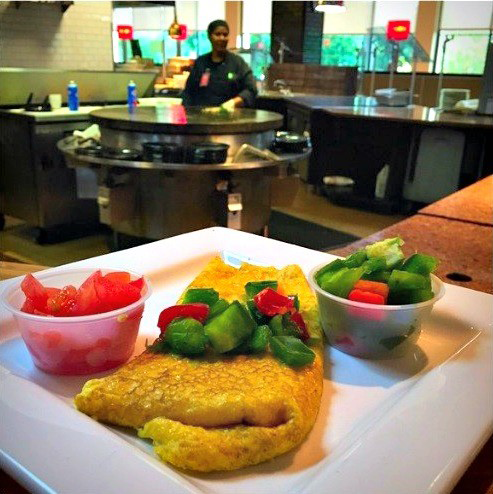 Fresh Food Company's omelet station now has extended hours, thanks to input from students