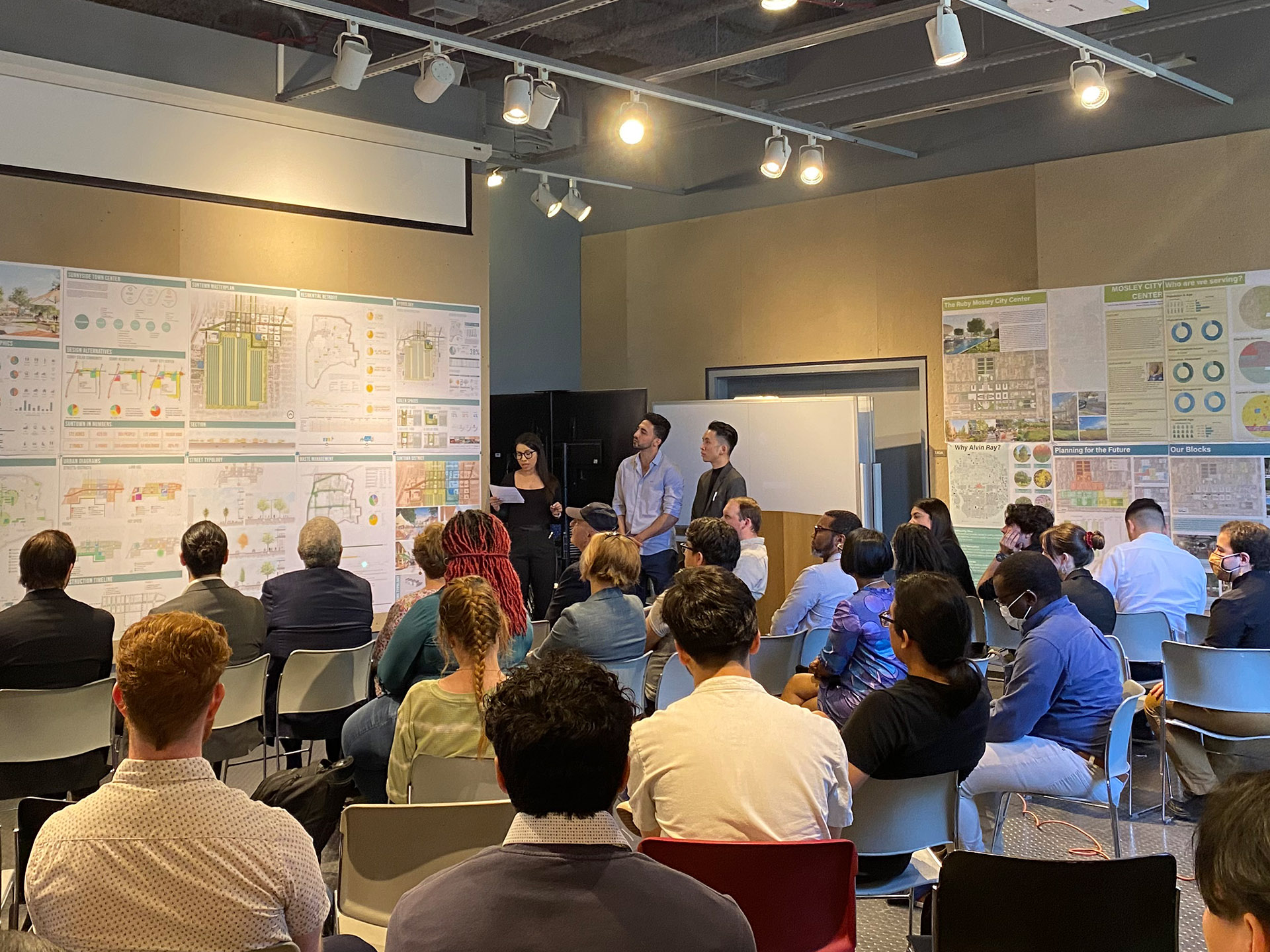 Students present their work in spring 2023