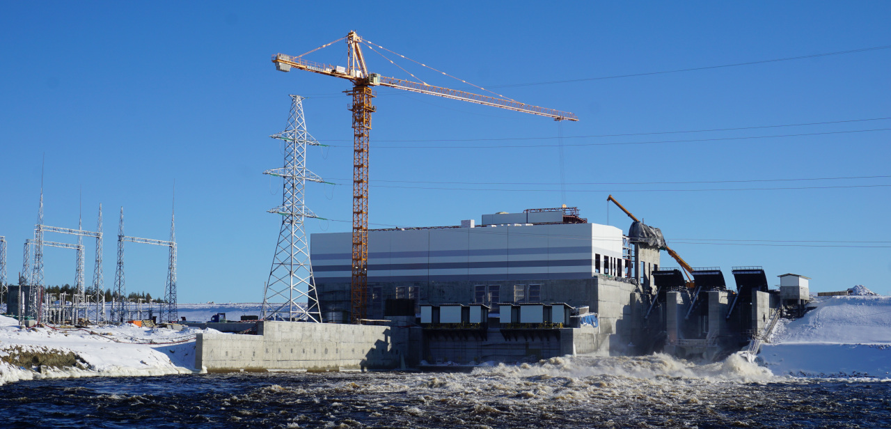 A hydropower station somewhere in North Russia. Courtsy of Dmitry Blyshko. 