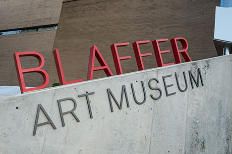 Blaffer Art Museum - building sign
