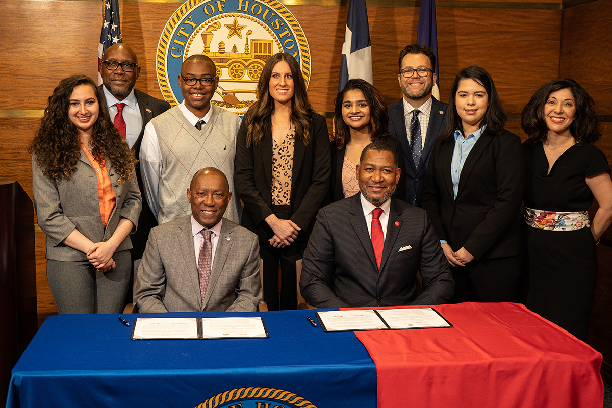 Houston Mayor Sylvester Turner, Dean Tillis, student interns Samantha Annab, London Douglas, Brittney Wallace, Anu Thomas, and Jessica Ortega, CLASS associate deans Drs. Billy Hawkins and Todd Romero, and Juliet Stipeche, director of education for the City of Houston.