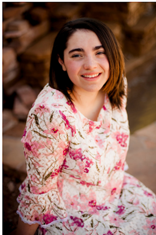 /class/psychology/clinical-psych/research/dpl/team/helene-m.png