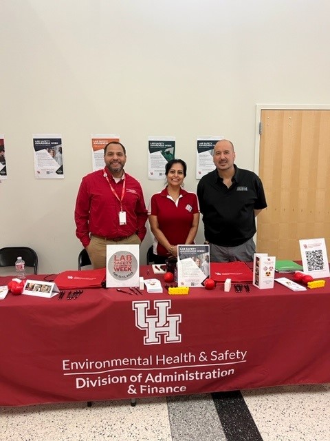 EHS staff at a Laboratory Safety Awareness Week pop-up booth