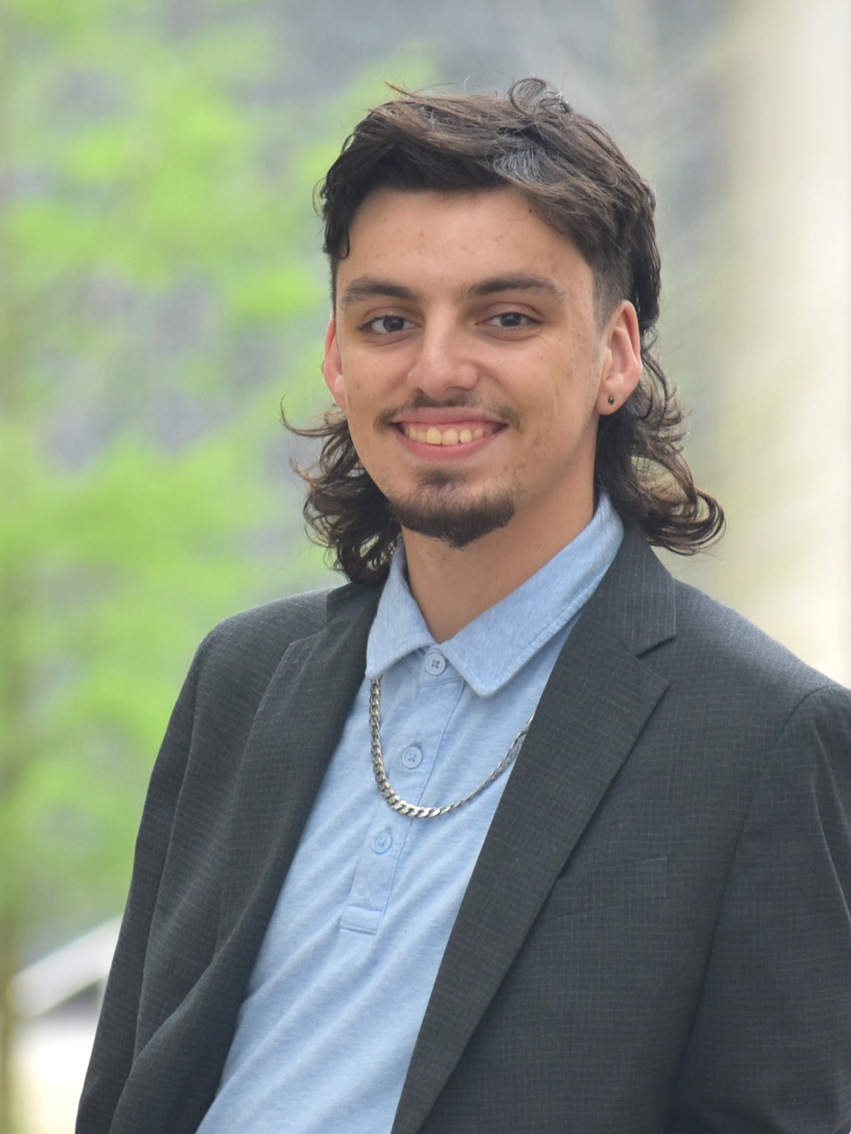 /hobby/community/murray-scholarship/vincent-ruggiero_murray-scholar-spr-25-1---web.jpg