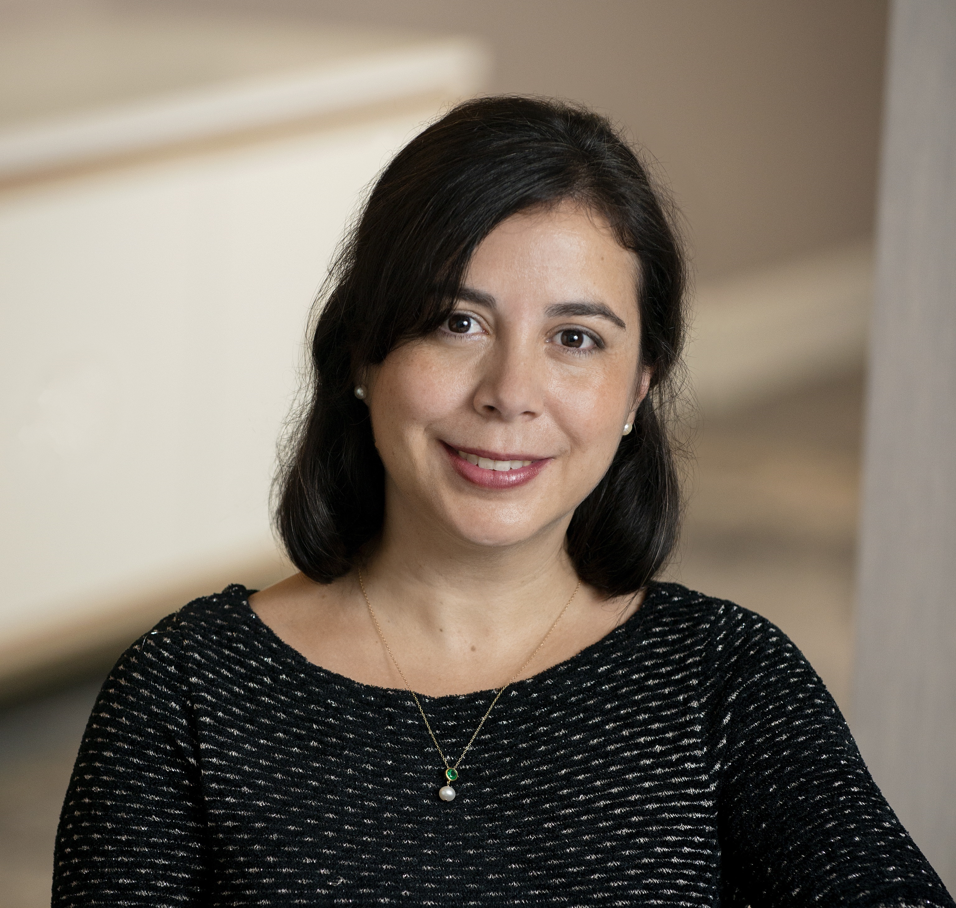 headshot of Dr. Laura Guerra-Cardus