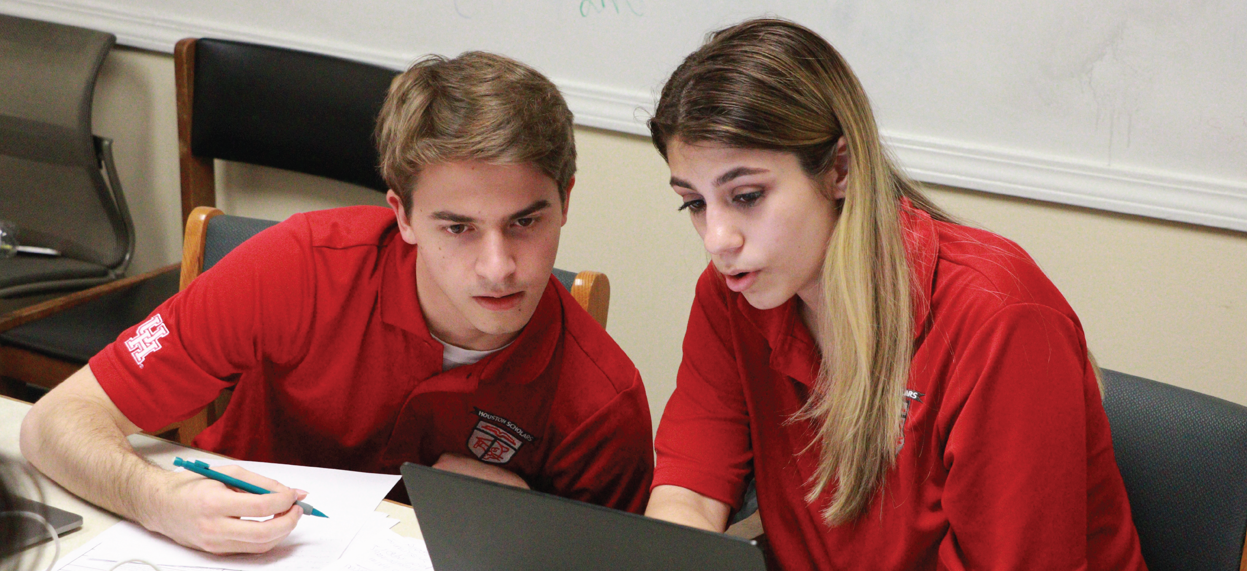 Students in the Honors Commons