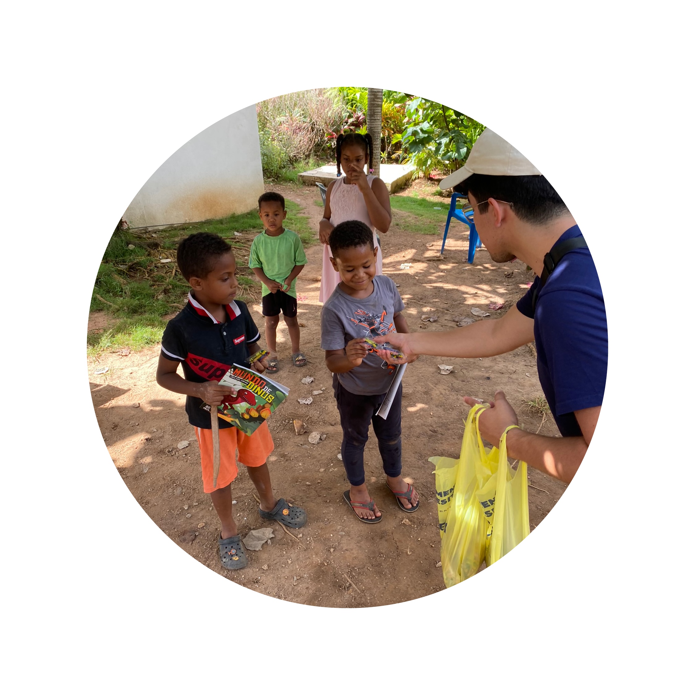 kids in the DR