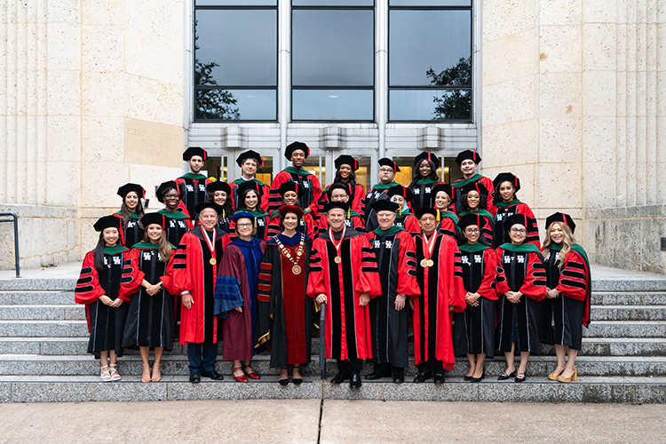 May 2024 Commencement Group Photo
