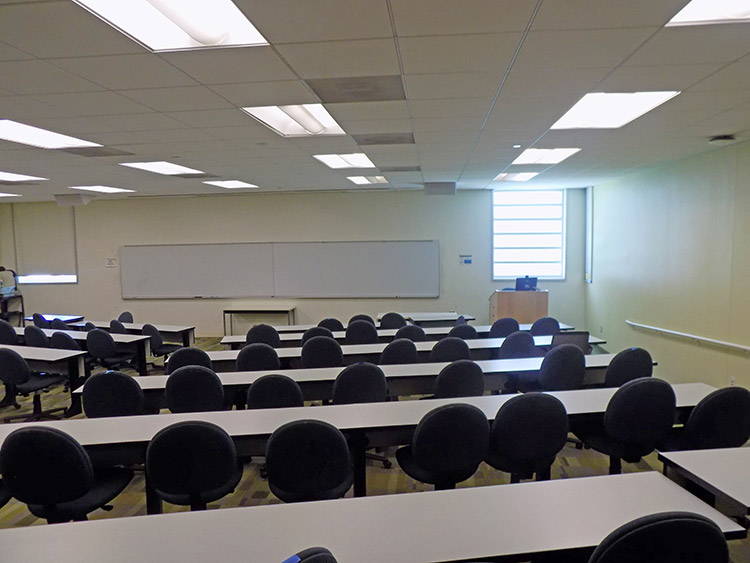 CEMO room 105 - HyFlex Classroom