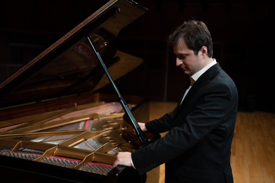 Kenny Broberg, pianist