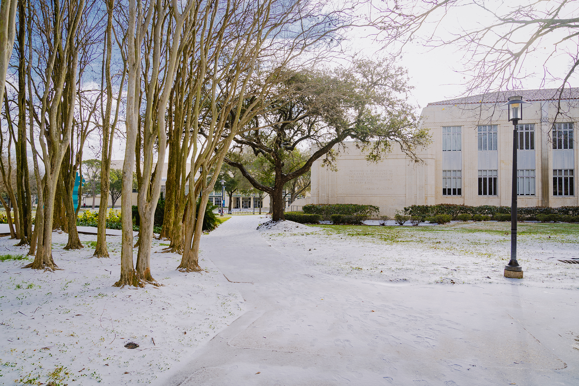 UH blanketed with snow in February 2021