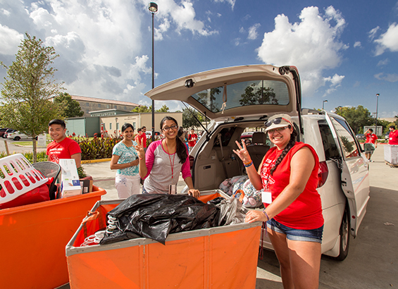 Cougar Move-In 2016