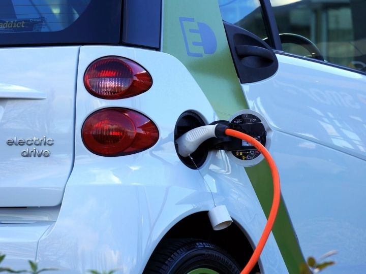 Electric car - Pexels