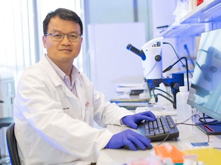 Mingfu Wu, associate professor of pharmacology