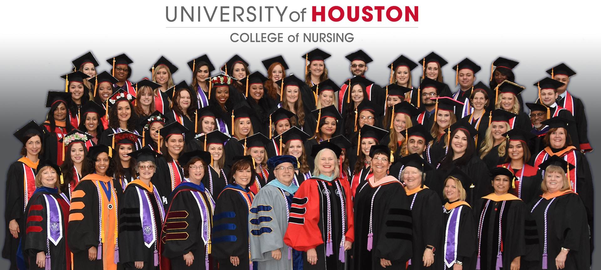 UH College of nursing faculty and graduating students at 2016 Commencement