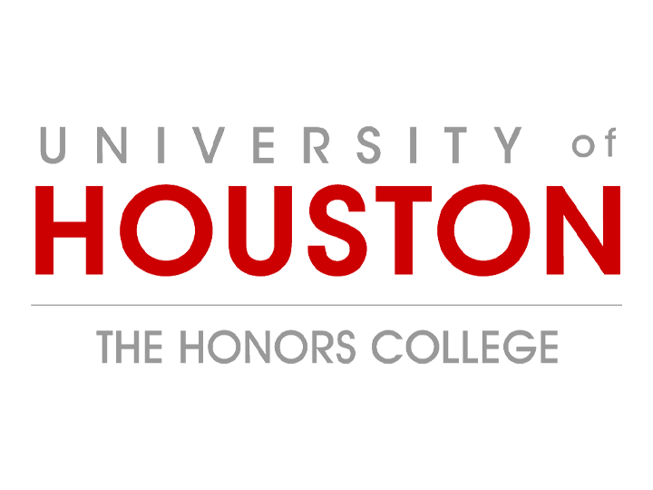 Eight UH Graduates First to Earn Honors in Co-Curricular Engagement Designation
