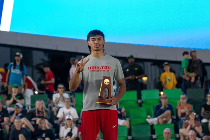National Champion: Louie Hinchliffe 